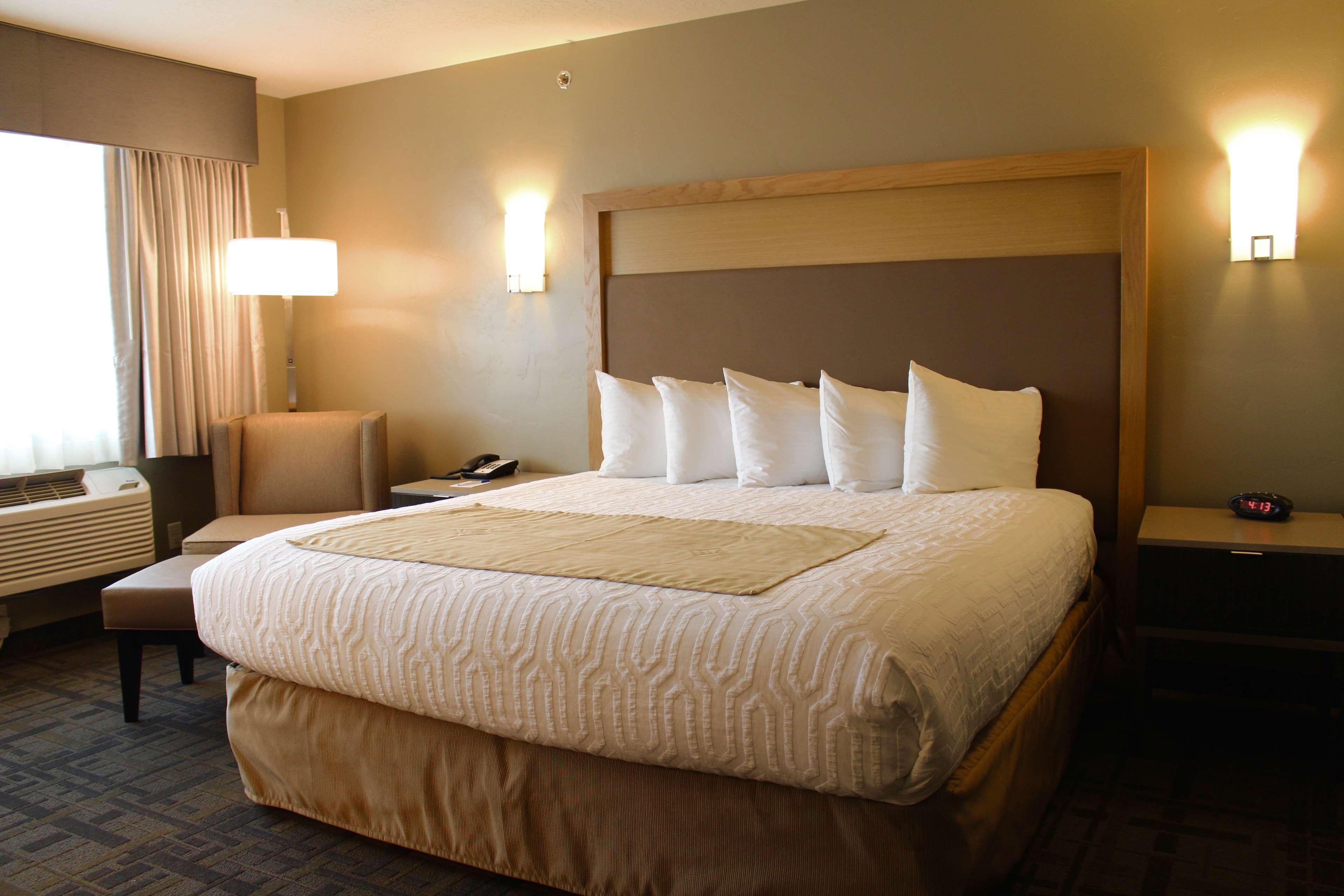 Hotel Western Landmark 3*