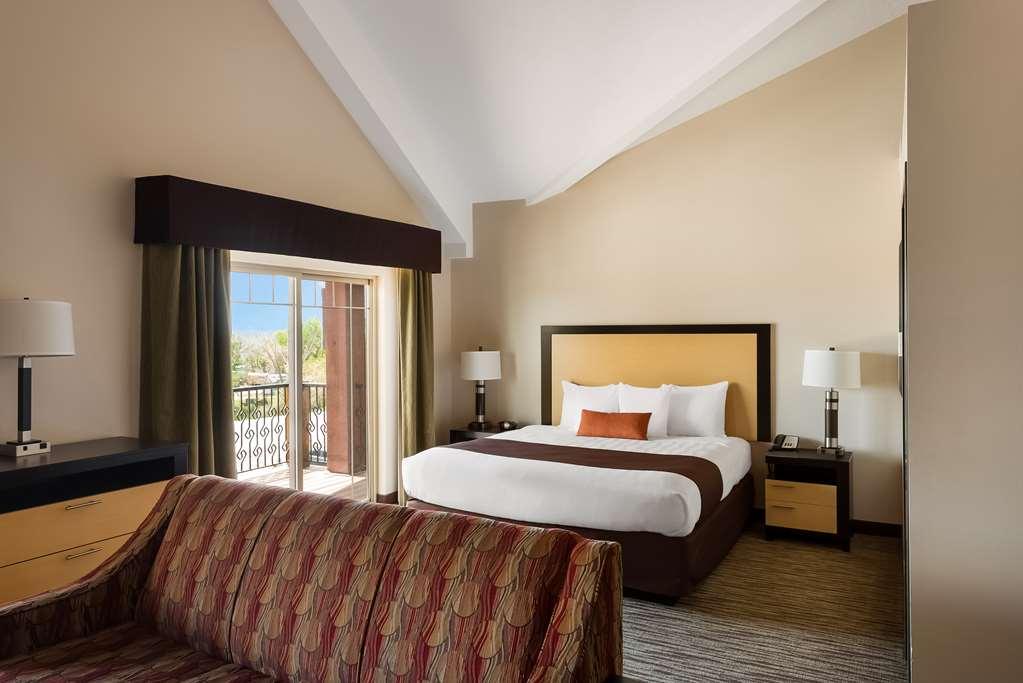 Western Landmark 3*