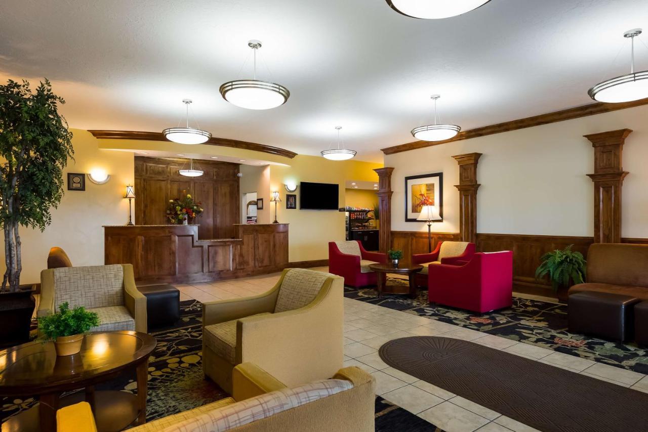 Western Landmark Hotel