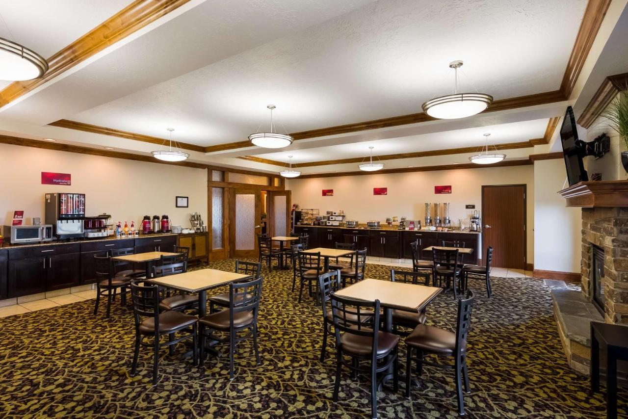 Western Landmark Hotel