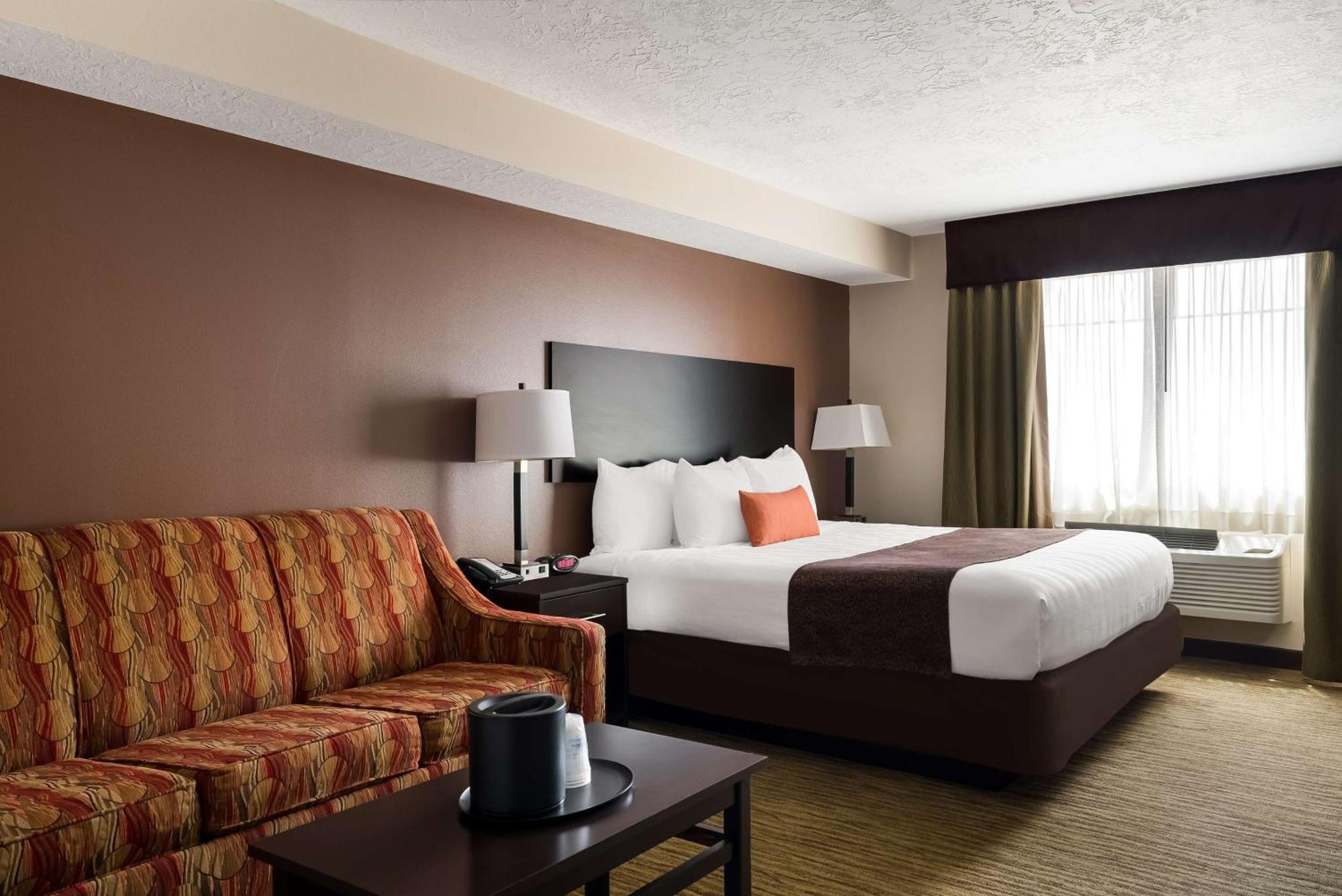 Western Landmark Hotel