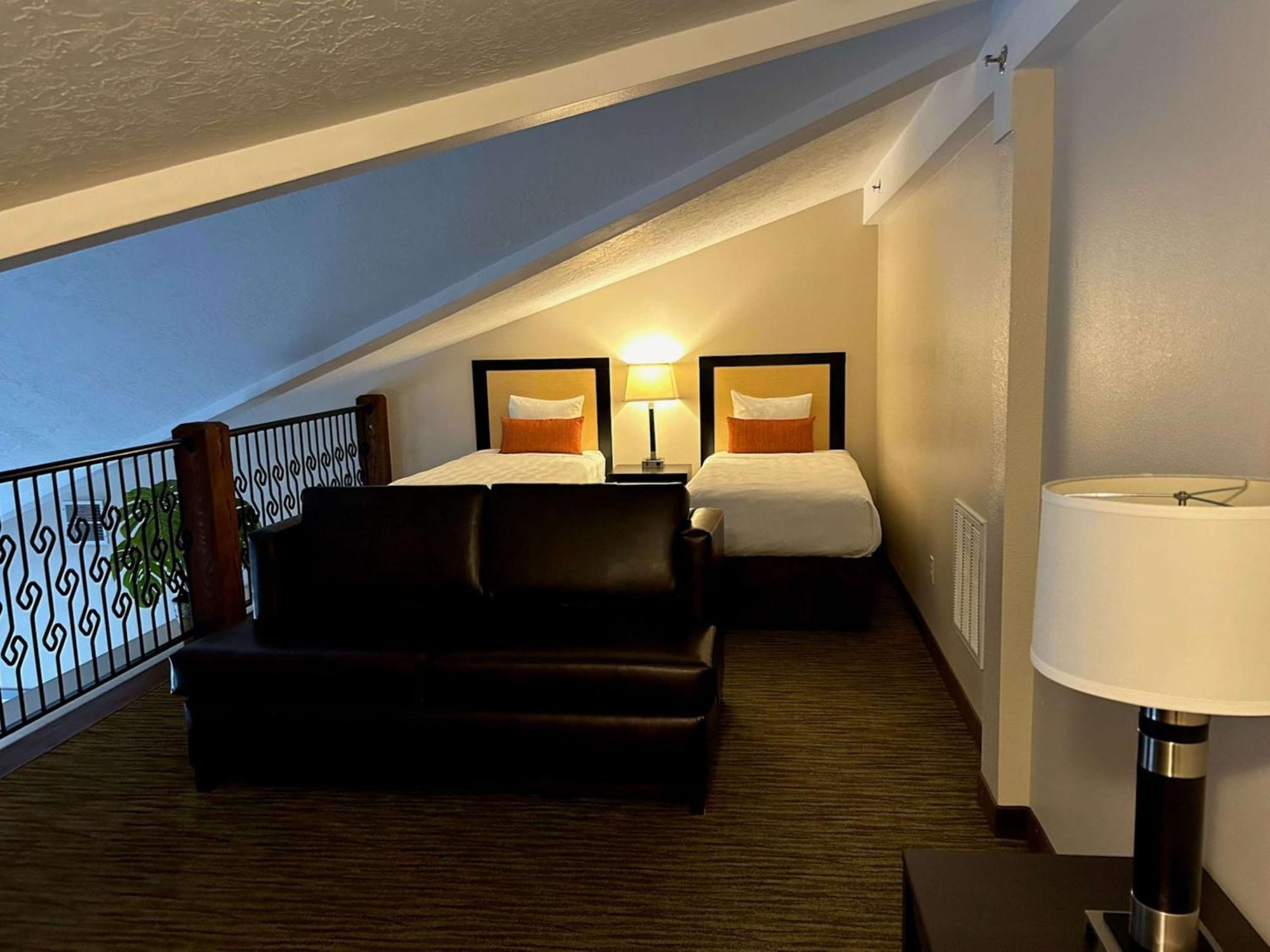 Western Landmark 3* Ballard
