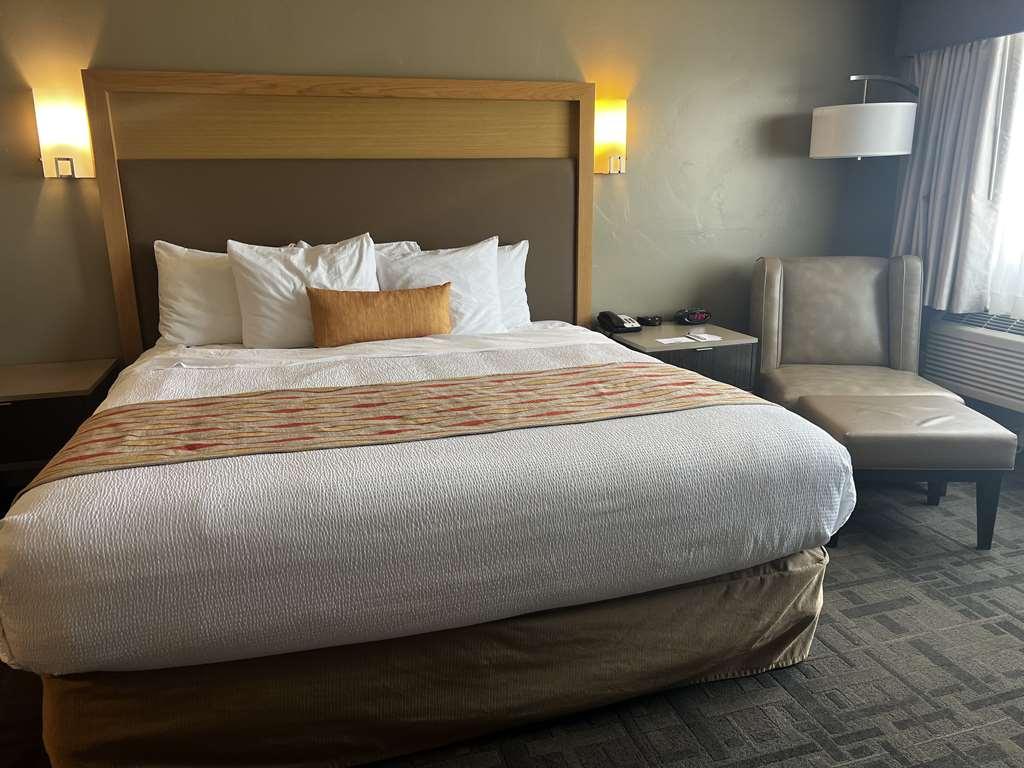 Western Landmark 3*